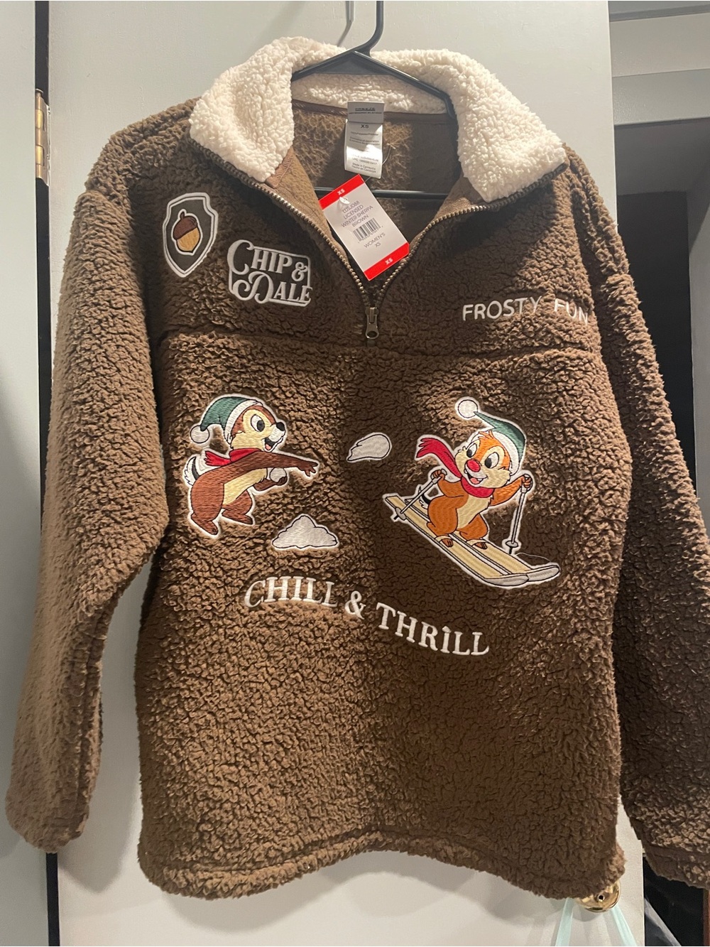 NWT Disney Brown Chip & Dale Sherpa Pullover Jacket XS adult